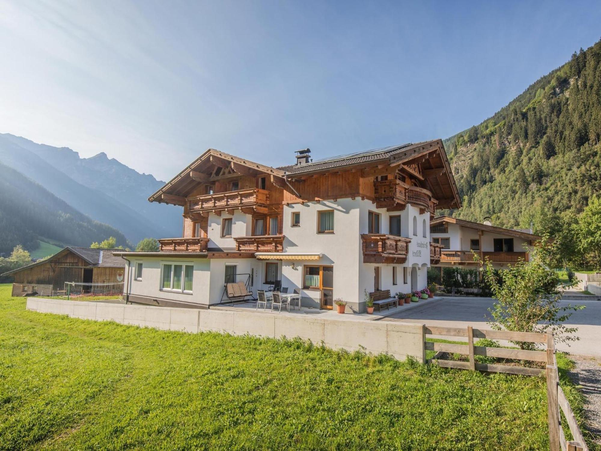 Апартаменты Flat With Sep Entrance On Ground Floor In Neustift Нойштифт-им-Штубайталь Экстерьер фото