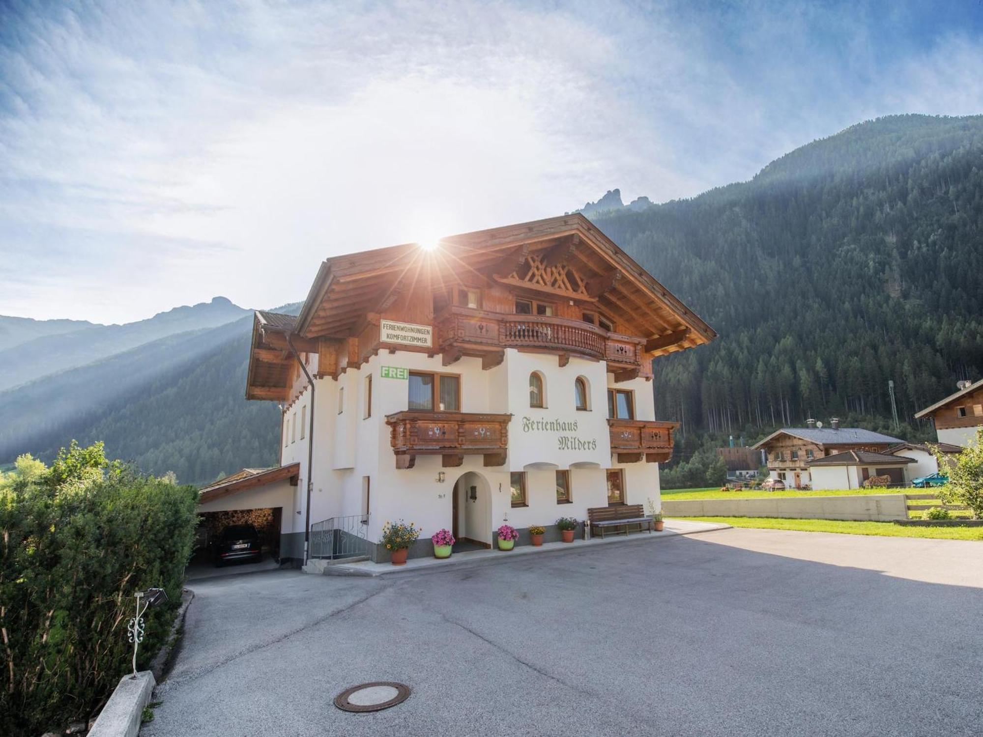 Апартаменты Flat With Sep Entrance On Ground Floor In Neustift Нойштифт-им-Штубайталь Экстерьер фото