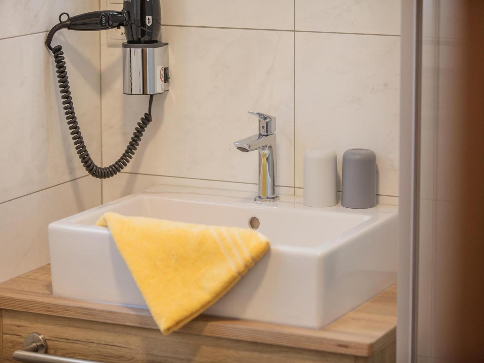 Апартаменты Flat With Sep Entrance On Ground Floor In Neustift Нойштифт-им-Штубайталь Экстерьер фото