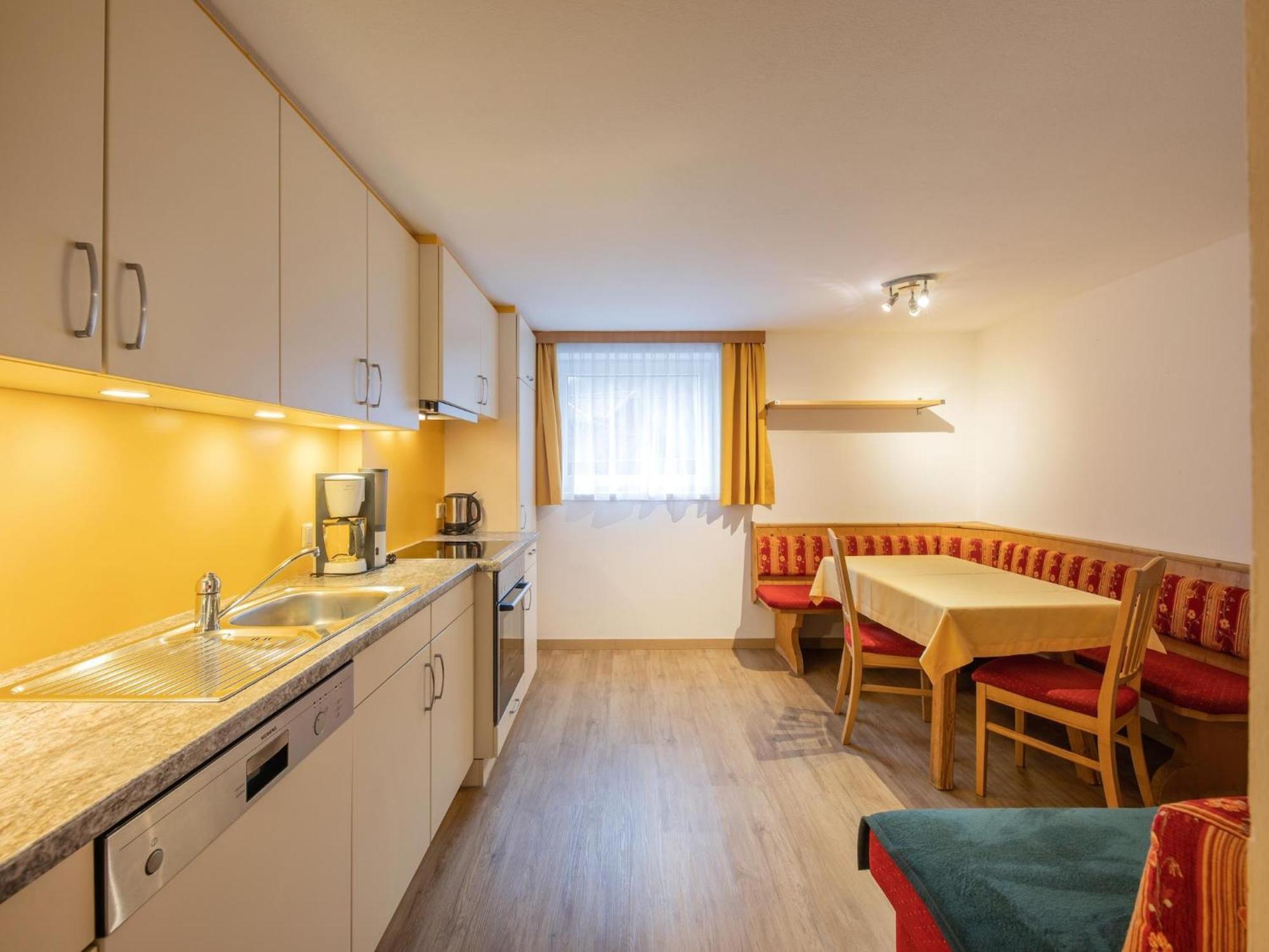 Апартаменты Flat With Sep Entrance On Ground Floor In Neustift Нойштифт-им-Штубайталь Экстерьер фото