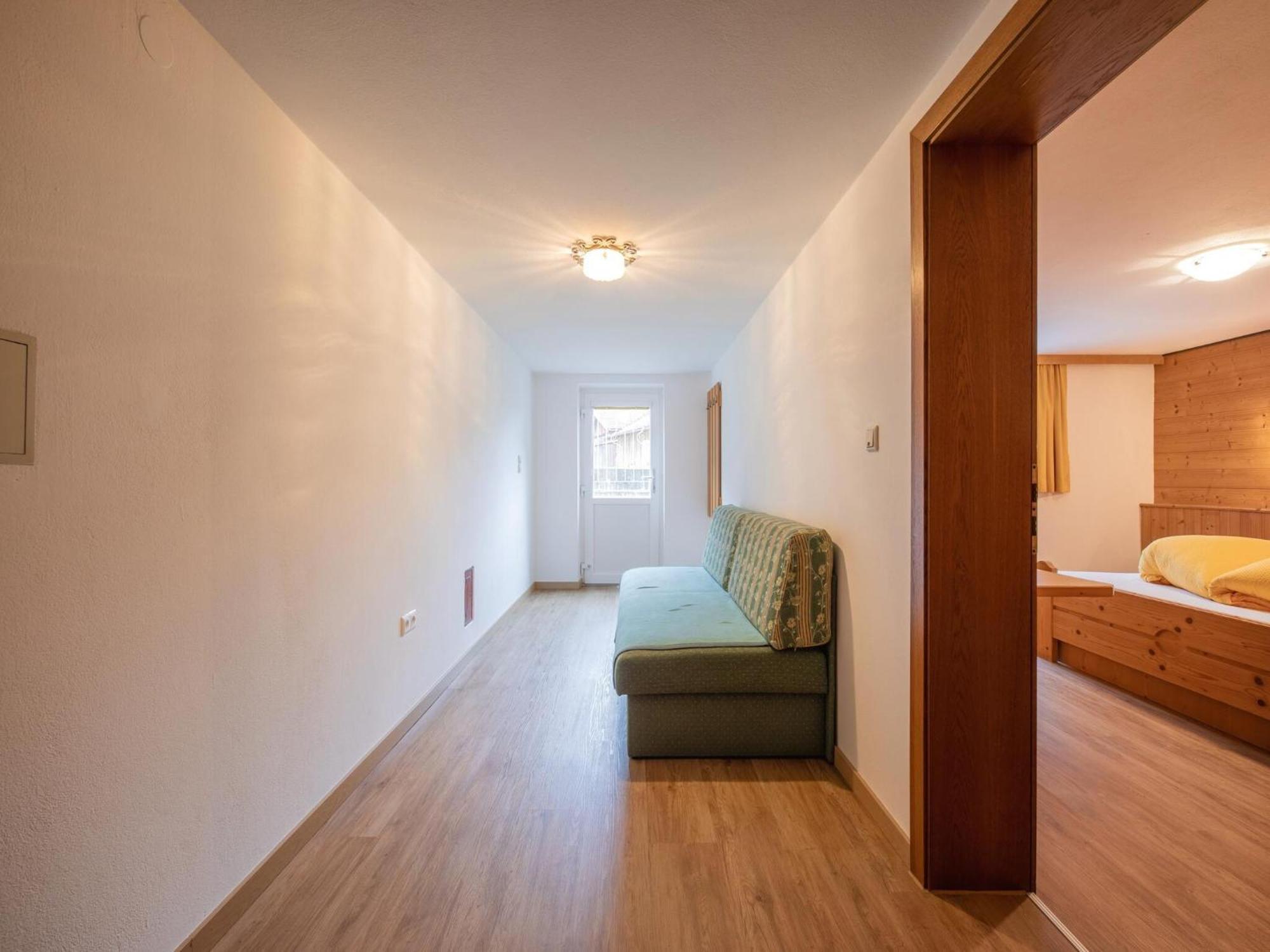 Апартаменты Flat With Sep Entrance On Ground Floor In Neustift Нойштифт-им-Штубайталь Экстерьер фото